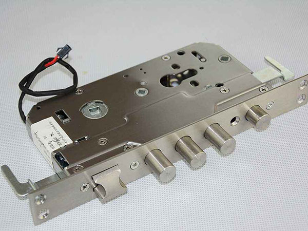 卢氏24小时上门开锁公司